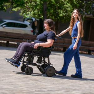 iTrion - Carrozzina elettronica per caregiver - immagine 3