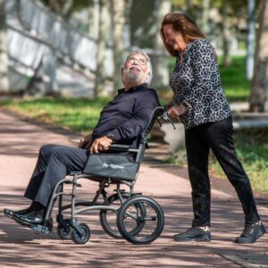 Carrozzina manuale leggera in alluminio Saby Lite – pieghevole e compatta - immagine 16