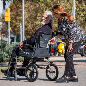 Carrozzina manuale leggera in alluminio Saby Lite – pieghevole e compatta - immagine 15